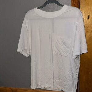 Lululemon men’s white tshirt size medium